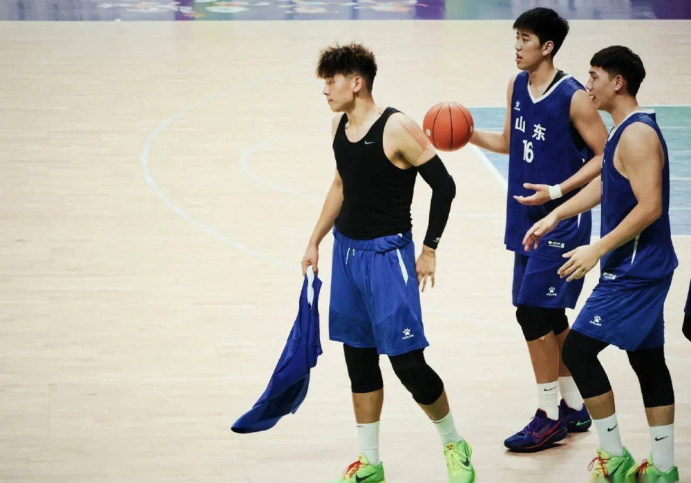 u19 留洋！他曾助山东U19拿第4，入选NBA精英计划，未来或回山东队？