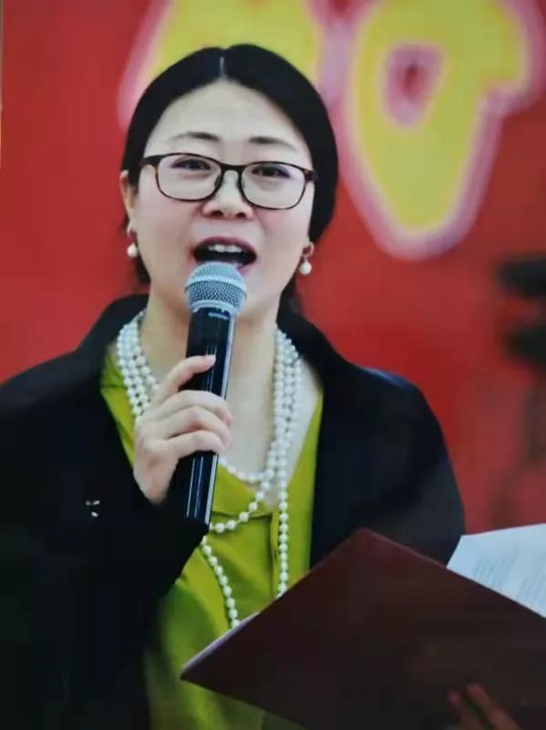 投票张家口3位美女主持请你助力