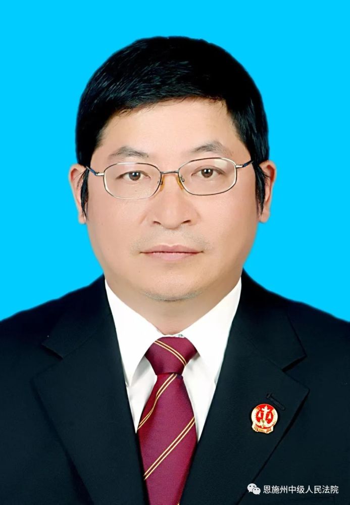 刘燕君咸丰县人民法院审委会专职委员■ 人民法庭开展巡回审理,就地