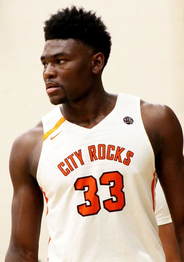 潮流壁纸isaiahstewart