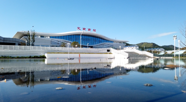 【加速融湾 一路向南】一起来看看定南南站全貌!