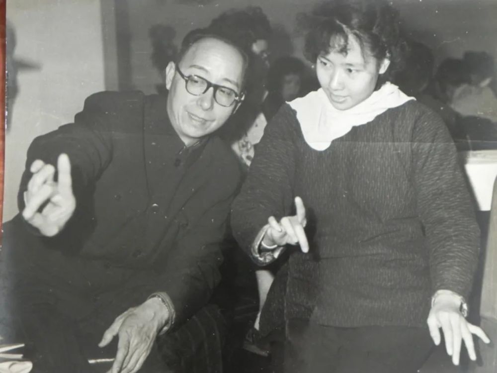 恰如其分者请看姚璇秋