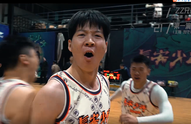 最后1秒,河南罗斯逆天绝杀!这一刻,尽显锋芒_腾讯新闻