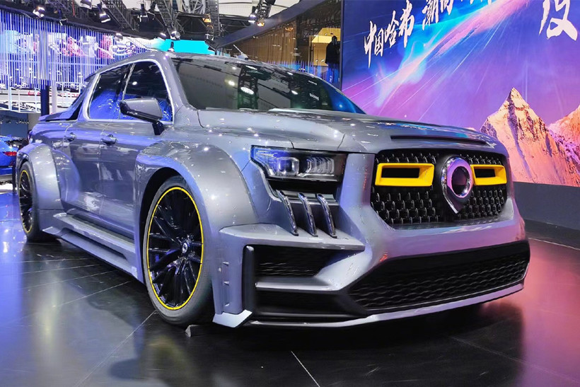长城"超跑版"皮卡亮相,宽体包围还带四出排气,外观颇为拉风