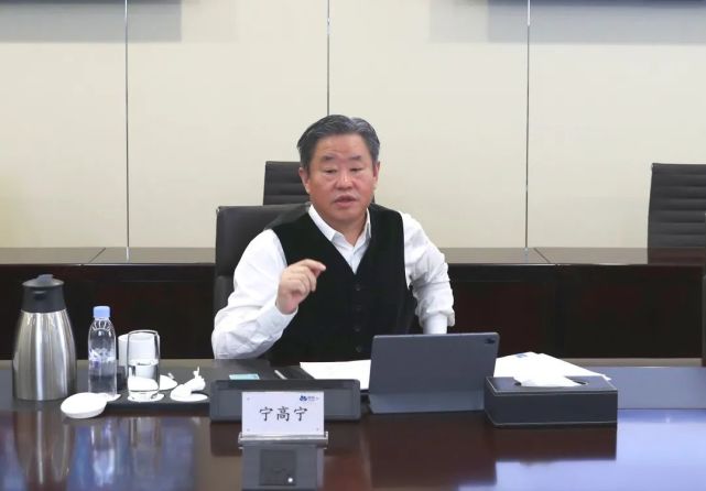 宁高宁的低碳方法论:绿色低碳发展事关企业的生存权和发展权