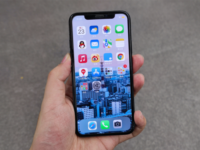 我们找了两台几年前的手机试了试|小米mix2s|iphone x|托尼|苹果|旗舰