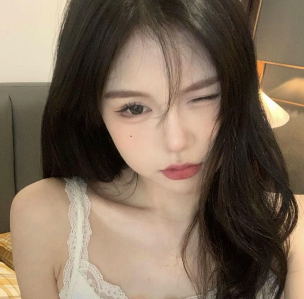 精选优质温柔小众好看的女生头像184