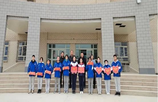 感恩国家资助 让梦想起航——巴州师范学校国家助学金奖学金发放仪式