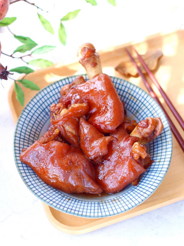 红糖姜猪脚味道浓郁鲜美美容养颜女人要常吃