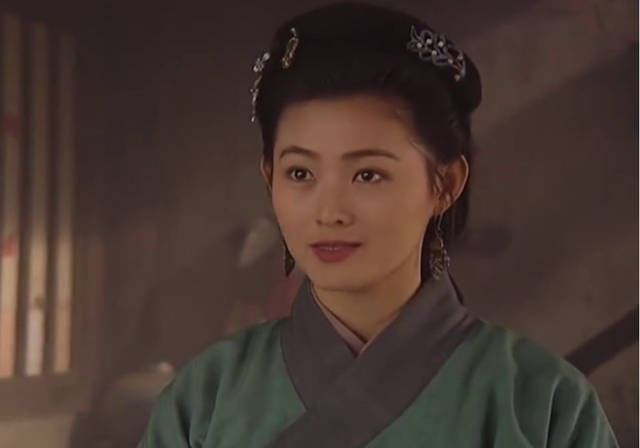 一,王思懿 1998《水浒传》潘金莲扮演者1996年央视大制作老版《水浒传