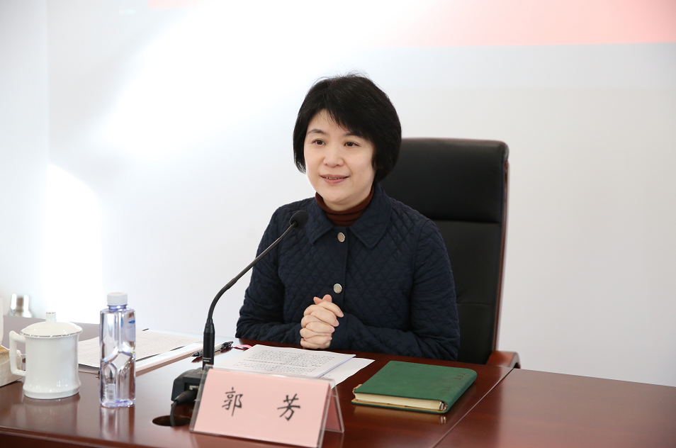 学理论汲智慧提灼见促发展郭芳在区老干部读书班上作区情通报