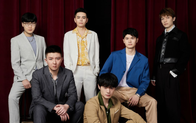 lpl迎来复出热潮uzi之后omg名宿良小伞寻找队伍