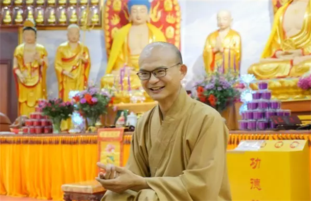 清华博士张明光:不顾父母下跪哀求剃度出家