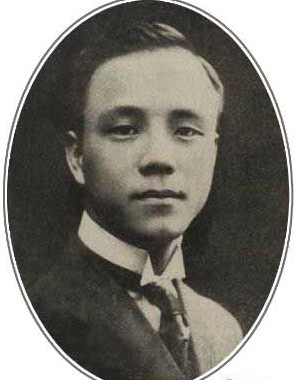 京张铁路的主持者是詹天佑,一位出生于广州荔湾恩宁路的杰出工程师.