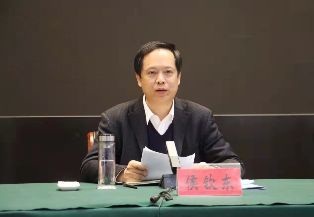 信阳市召开打击治理电信网络新型违法犯罪工作推进会