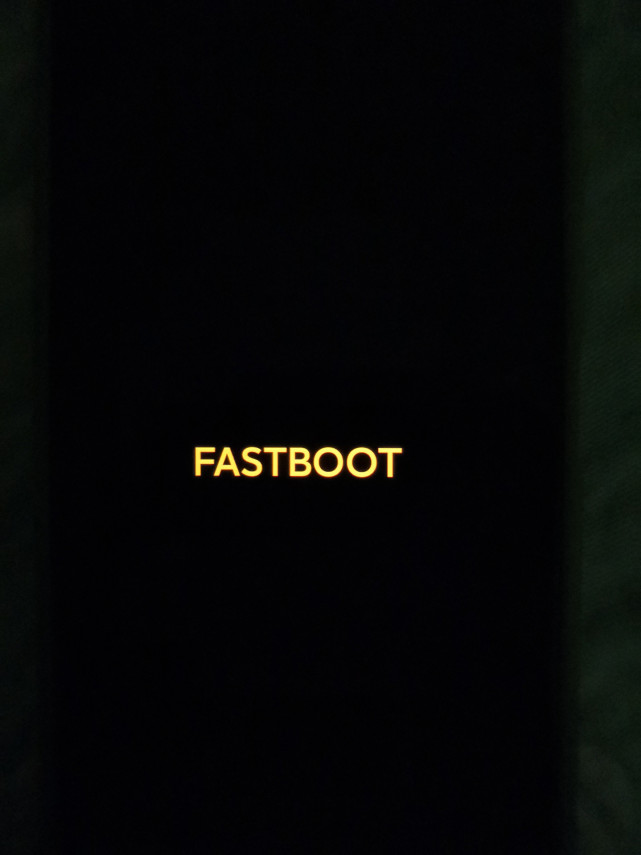 16 版本及之后,fastboot 页面只剩下了橙黄色的"f