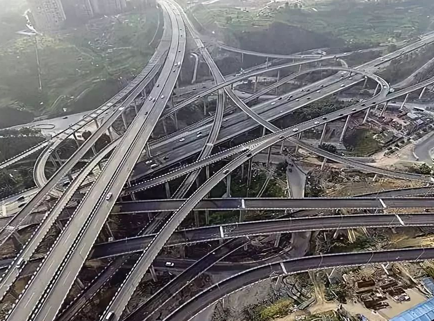 重庆最复杂23层立交桥图片