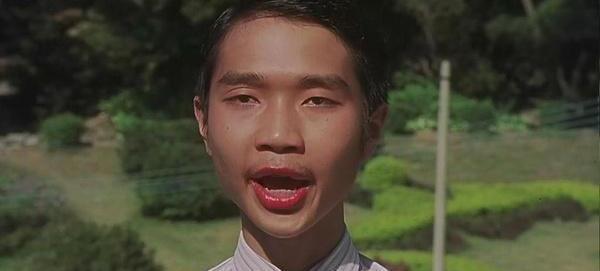 星爷眼光毒辣,因一句包租婆怎么没水了走红,今成身价上亿的胖子