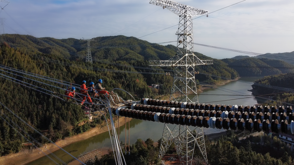 南昌长沙1000千伏特高压工程5标全线贯通