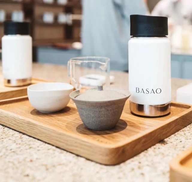 这家刚火起来的茶品牌BASAO，如何演绎年轻人的茶文化？_腾讯新闻