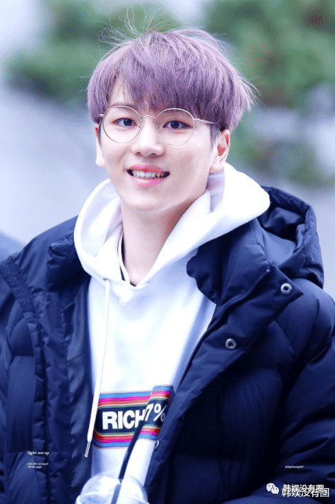 cube娱乐:pentagon姜炯求确诊,其他成员无碍