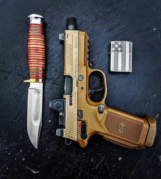 黑水雇佣兵的32种常见枪支种类比正规军的都丰富