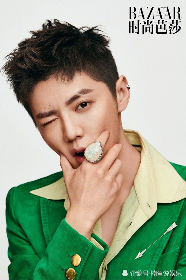 鹿晗断眉造型曝光登芭莎杂志封面帅气十足潮流男孩短发很养眼