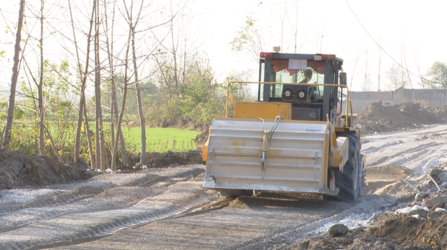 【原创】颍上县盛堂乡:拓宽乡村路 百姓生产生活更便捷