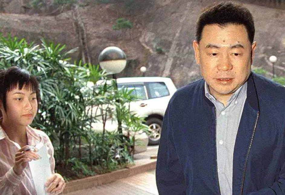 刘銮雄刚做完换肾手术甘比就立刻怀孕难怪她能分到千亿家产
