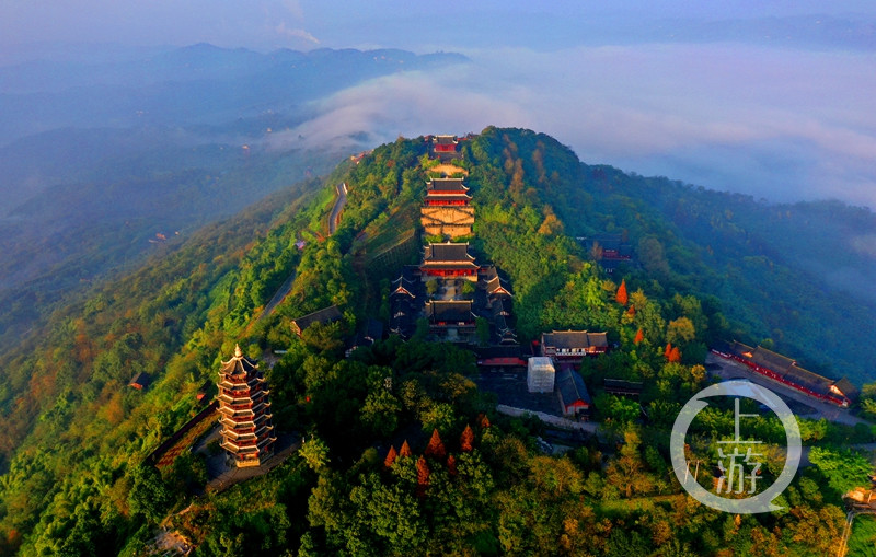 壮观！长寿菩提山云海“披”霞光_腾讯新闻