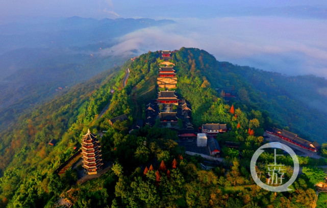 壮观长寿菩提山云海披霞光