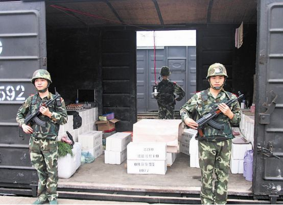 我国的特殊部队没有固定的训练地点透露行程立即送到军事法庭