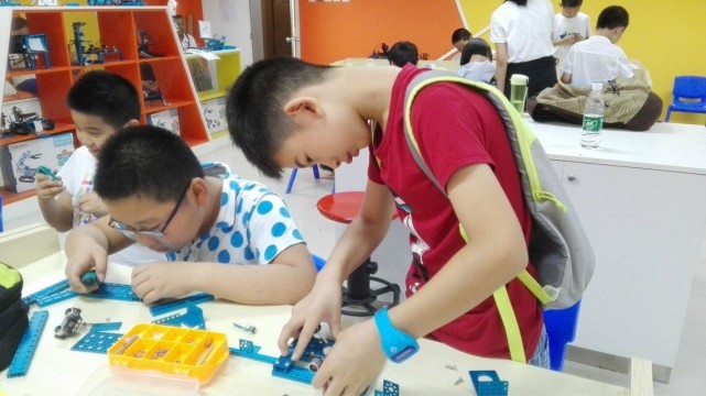 手是孩子的"第二大脑",3岁前动手能力越强,孩子大脑越聪明!