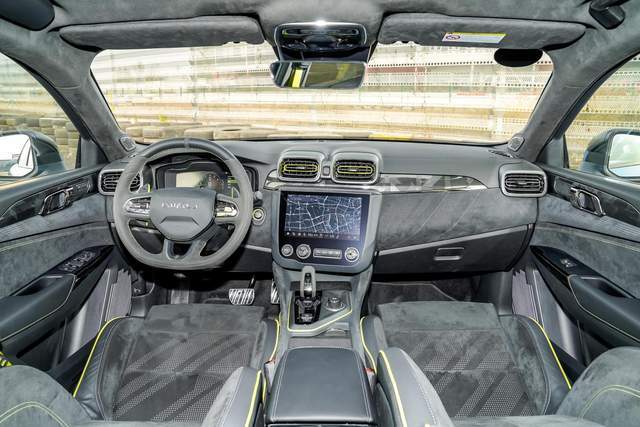 领克车队欧洲wtcr摘金,03 cyan定制版"冠军皮肤"!