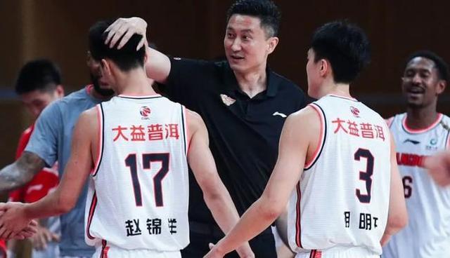 杜锋 朱芳雨终于出手，两大水货球员或再无机会，杜锋得到NBA落选后卫