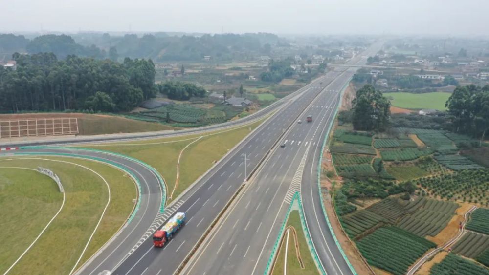 双向八车道!今天通车