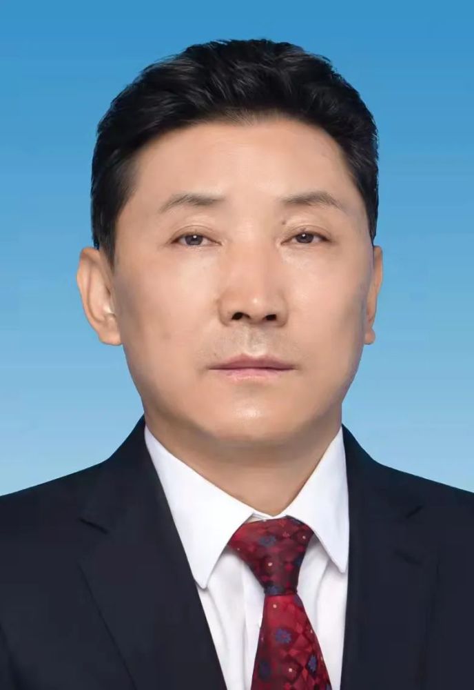 果果洛色      赵世东(汉族)潘文卿(汉族,援藏) 代利刚(汉族)郑卫国