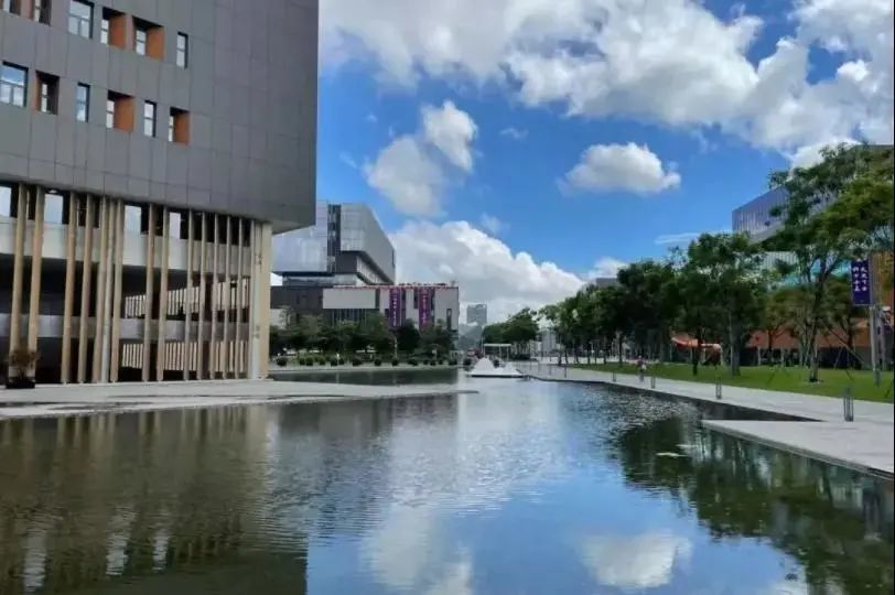 港中深高清超美大圖來襲附屬學校將與香港中文大學(深圳)實現教育資源