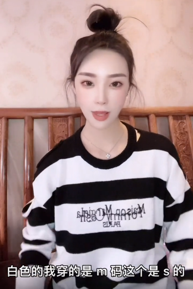 与此同时,天佑两个儿子的妈妈陈静莹也逐渐被网友们熟知.