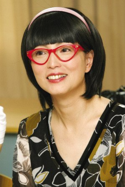 明星嫁入豪门排行榜_10位嫁入豪门的女星,各有各的结局,有的离婚有的被老公宠上天