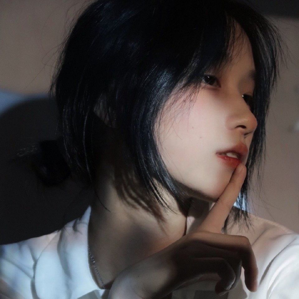 精选优质温柔小众好看的女生头像190