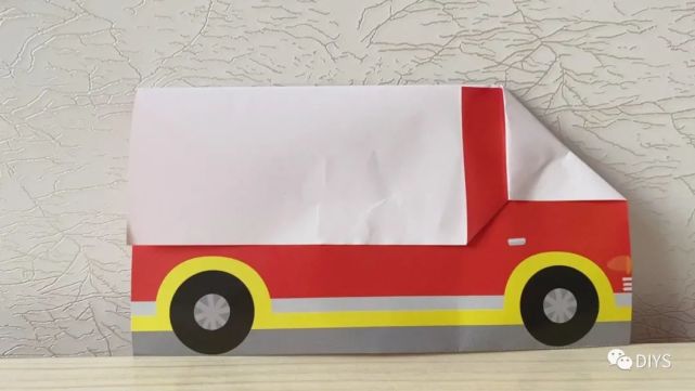 手工制作超简单的纸片玩具车