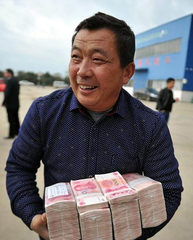 可以不干,要么自己当老板或者找一份自己认为付出与回报相符的工作