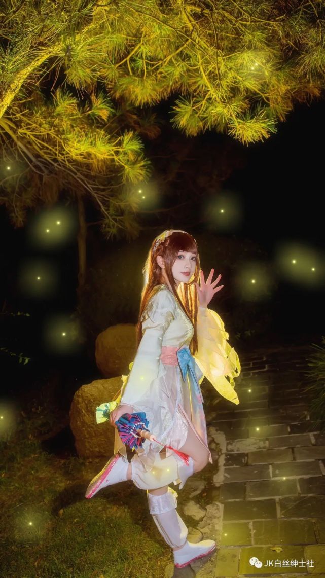 cos:王者荣耀娜可露露@桃墨