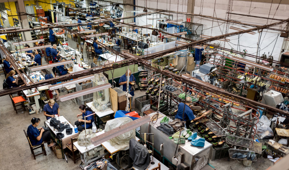 欧文英语收费号叙事第一张月面