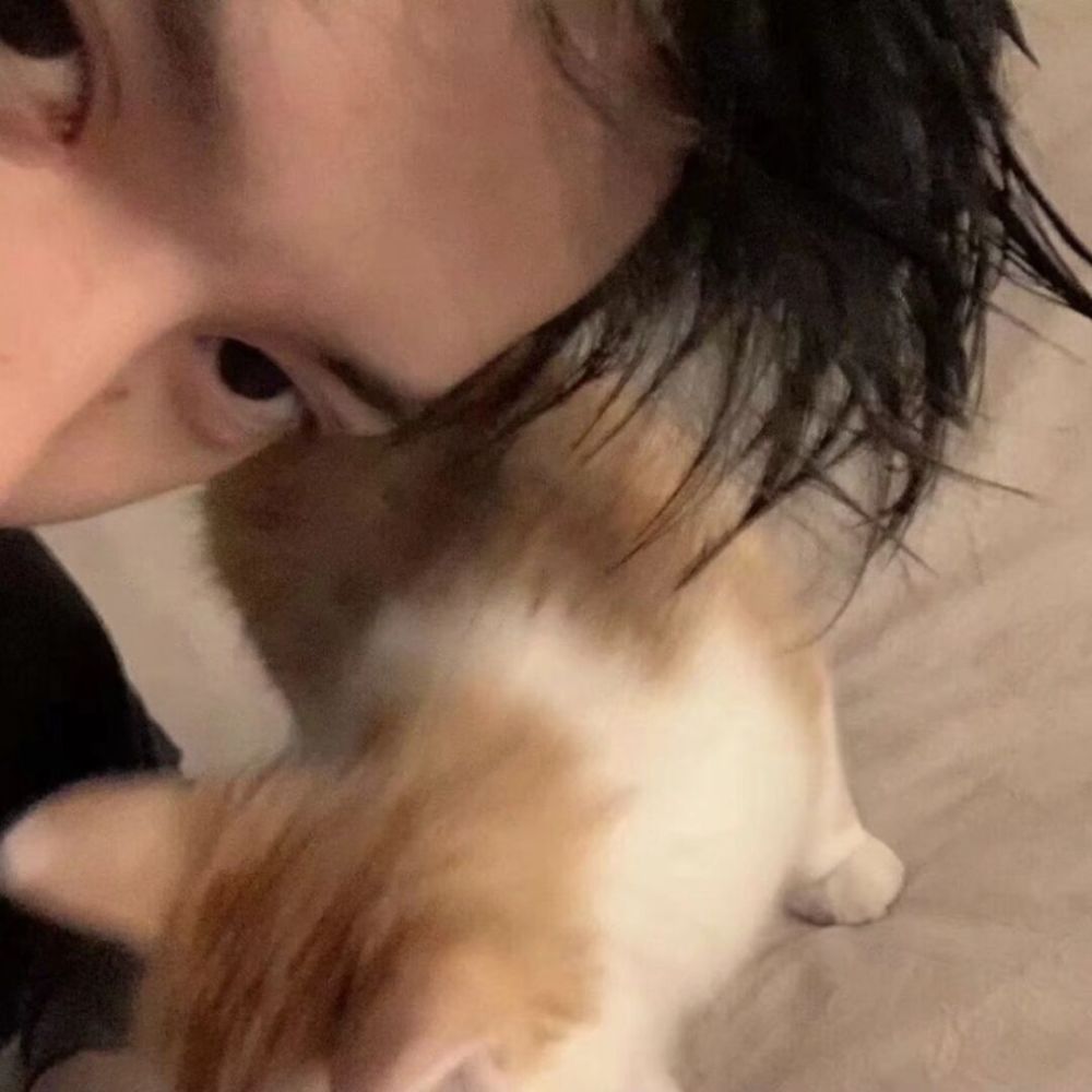 男生头像招桃花的男生头像