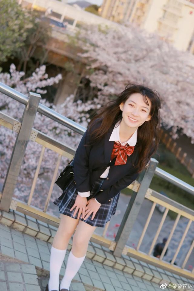 长着一张少女脸的她,性格却像糙汉,这反差萌爱了