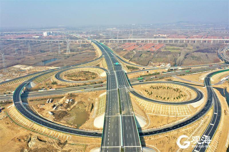 再增一条便捷疏港通道董梁高速董家口至沈海高速段今天通车