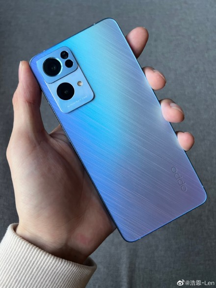 博主上手oppo reno7 pro 星雨心願配色確實好看