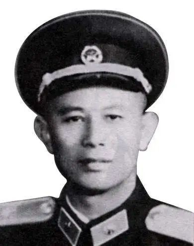 《党史经典小故事》第五十七讲:吴永光下雨不准用车